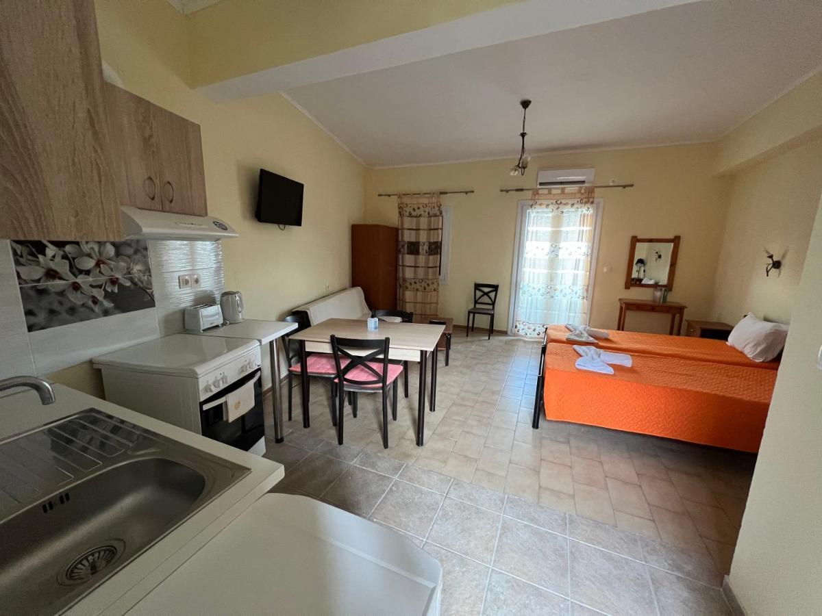 Votsalo Pool Apts Kalami  Ngoại thất bức ảnh