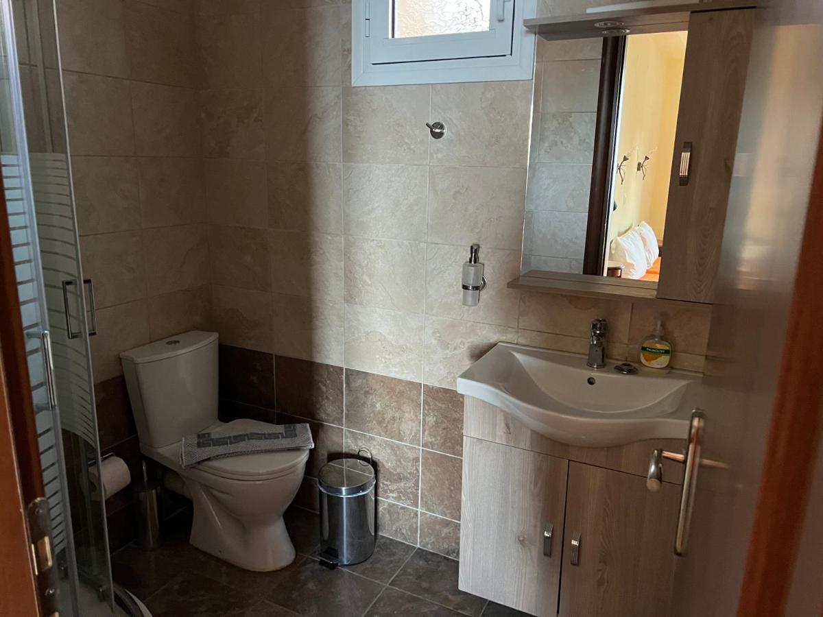 Votsalo Pool Apts Kalami  Ngoại thất bức ảnh